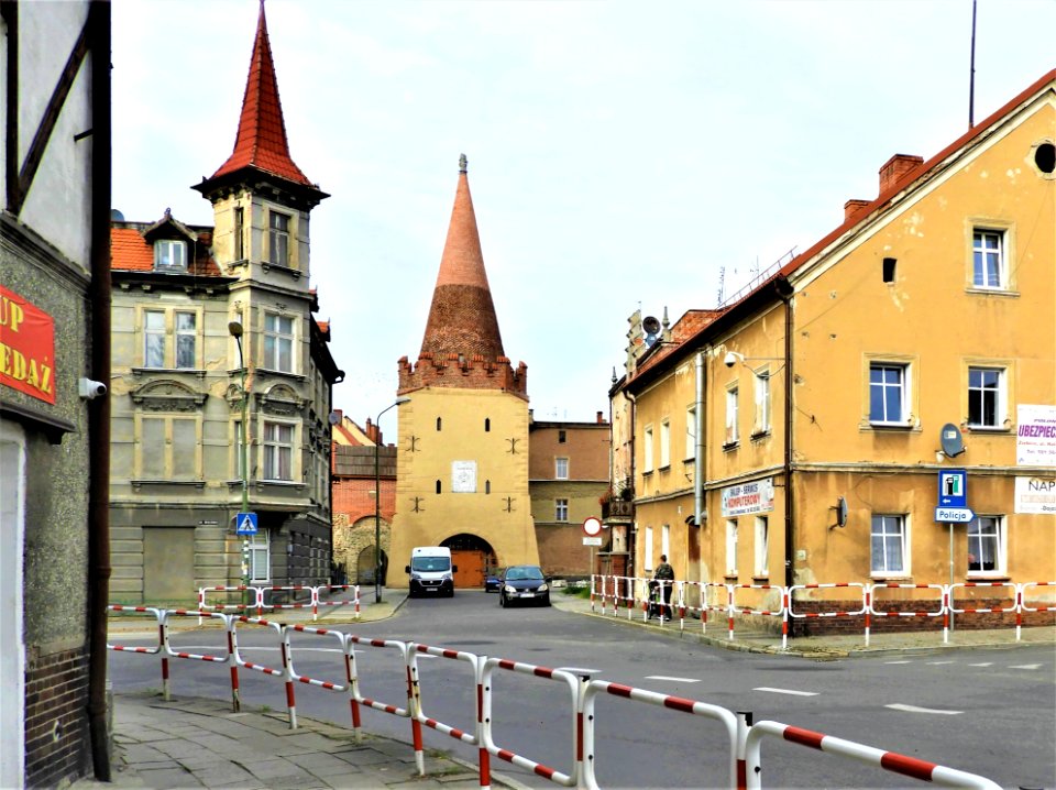 Brama Paczkowska w Ziebicach