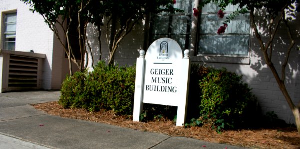 Geiger Memorail Hall detail