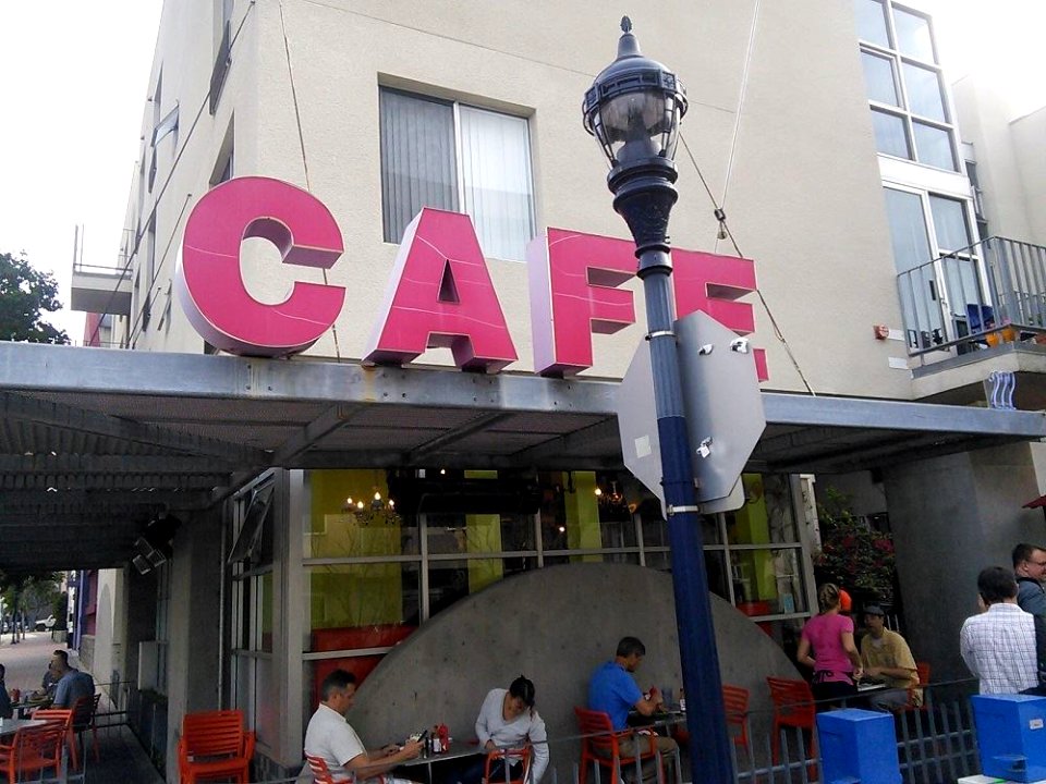 Cafe 222