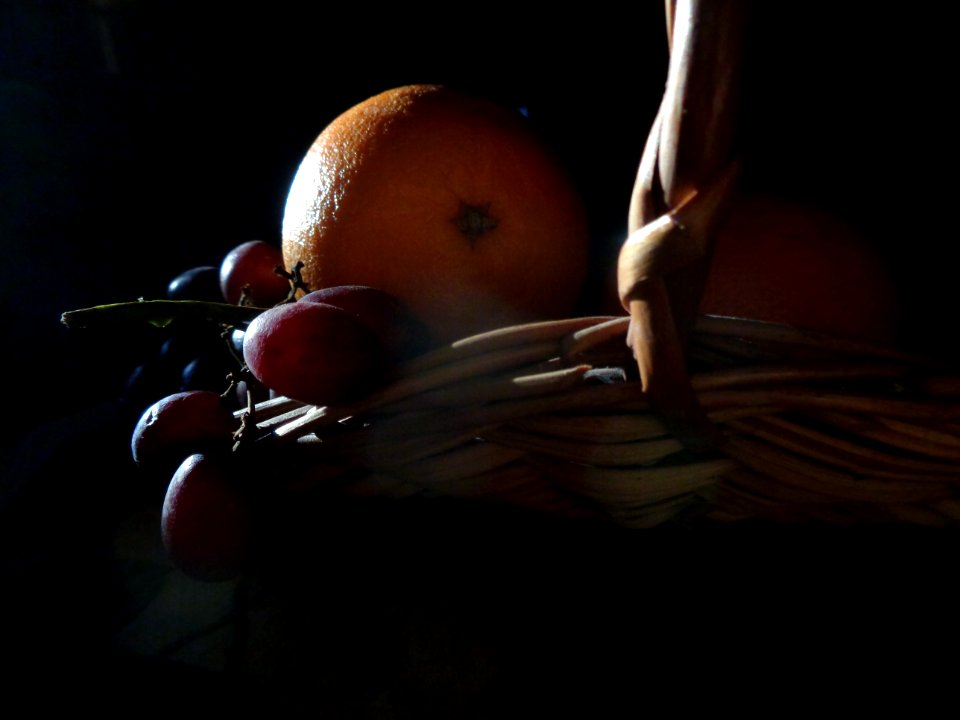 Fruit with light and shadows