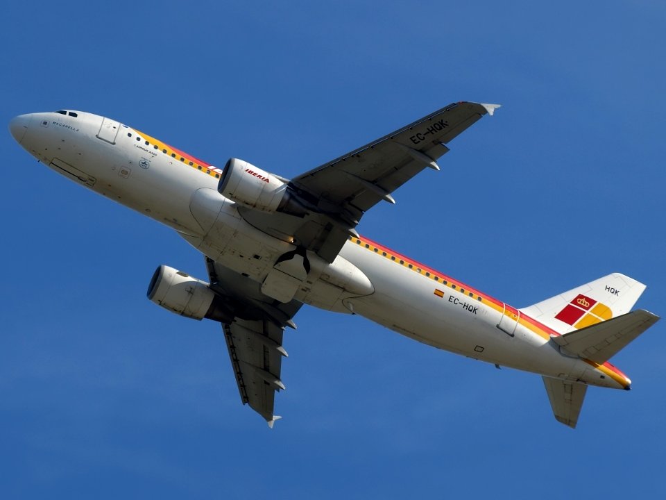 AIRBUS IBERIA EC-HQK