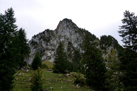 unterhalb Holzegg (Kanton Schwyz). Gross Mythen.