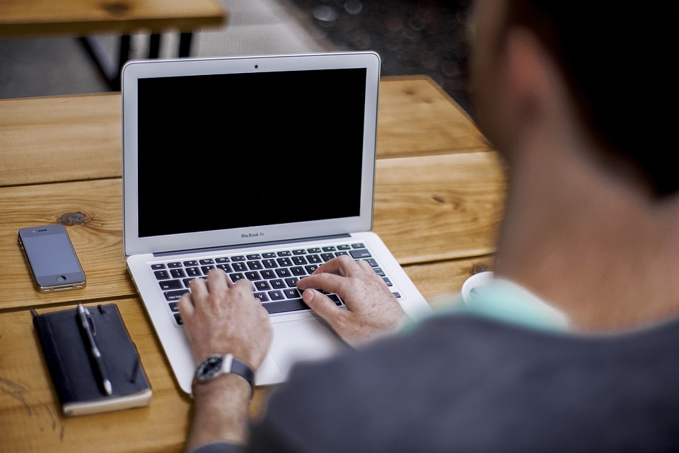 Business notebook macbook air