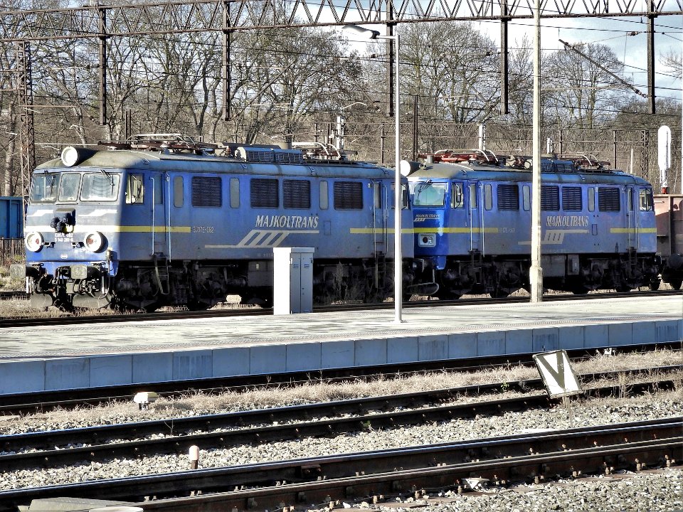 EU07E-082 i  EU07E-083 w Kłodzku