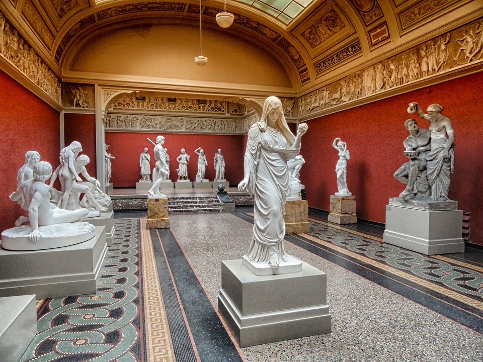 Interior sculptures artistic