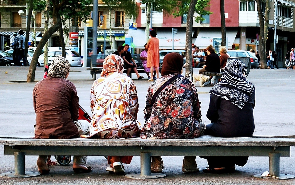 Muslim colorful contrasts
