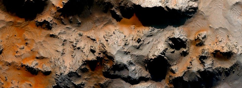 Mars - Mojave Crater Central Peak