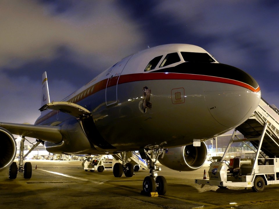 AIRBUS A319 IBERIA EC-KKS 2