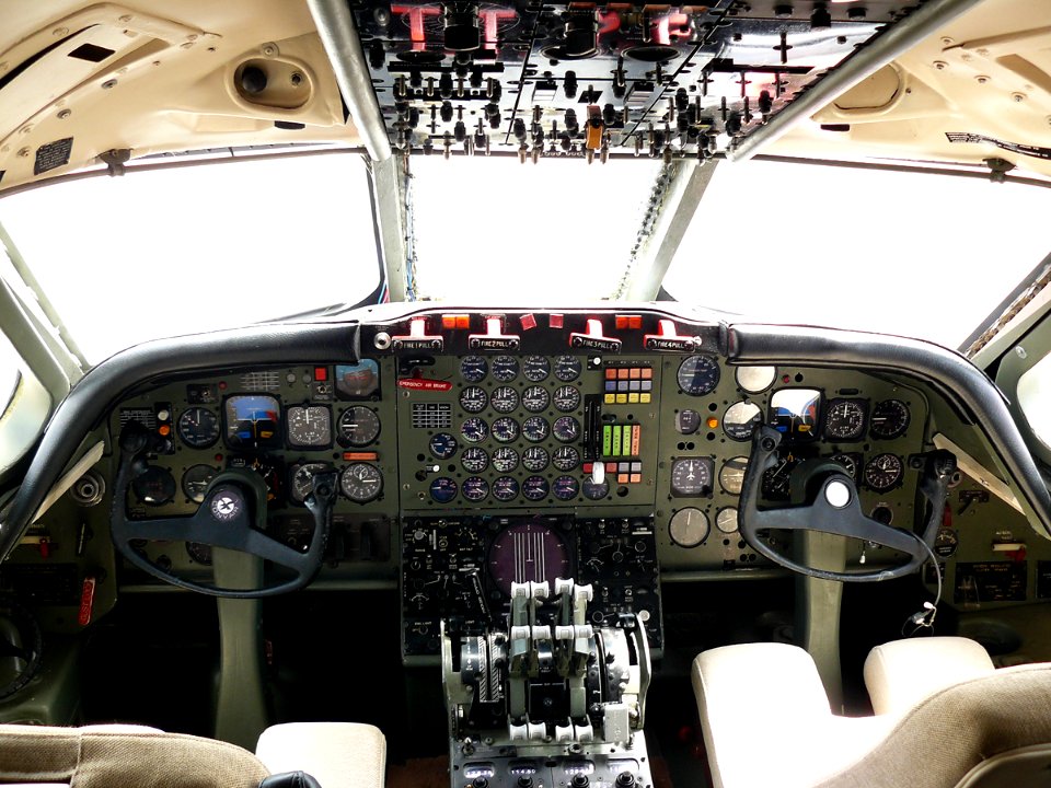 CONVAIR CV-990 CORONADO SPANTAX EC-BZP 2