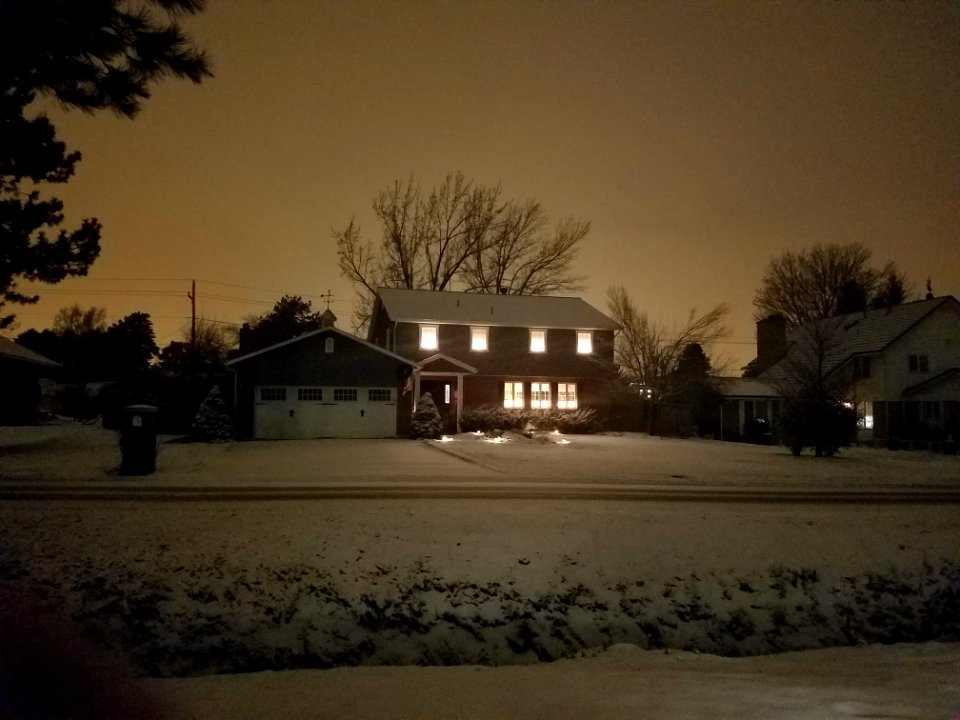 House on December Night (this house was used as the Waits' family house in Troll 2)