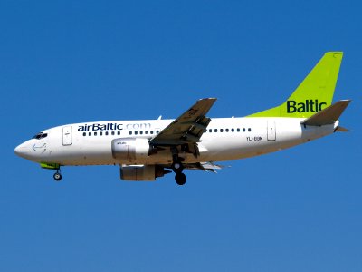 BOEING 737 AIR BALTIC YL-BBM