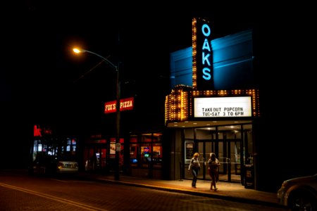 The Oaks Theater