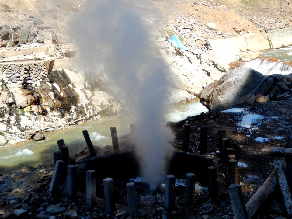 Jigokudani fountain