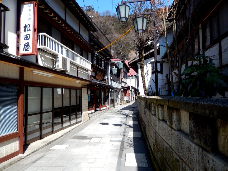 Yudanaka shibu onsen area