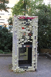 Berlin phone booth notes