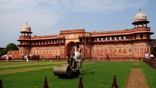 Care Gazon Architecture Agra Fort Red Building