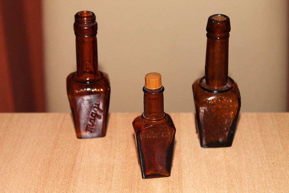 Maggi spice bottle glass