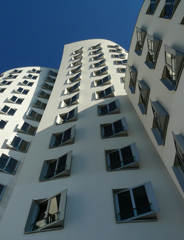 House facade skyscraper
