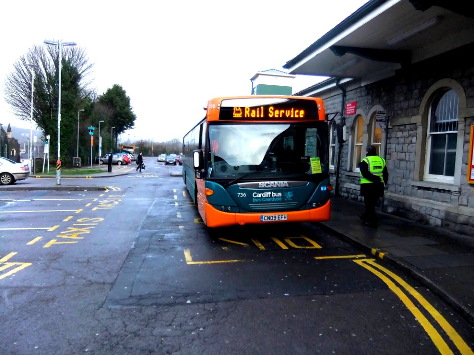 Cardiff Bus 736