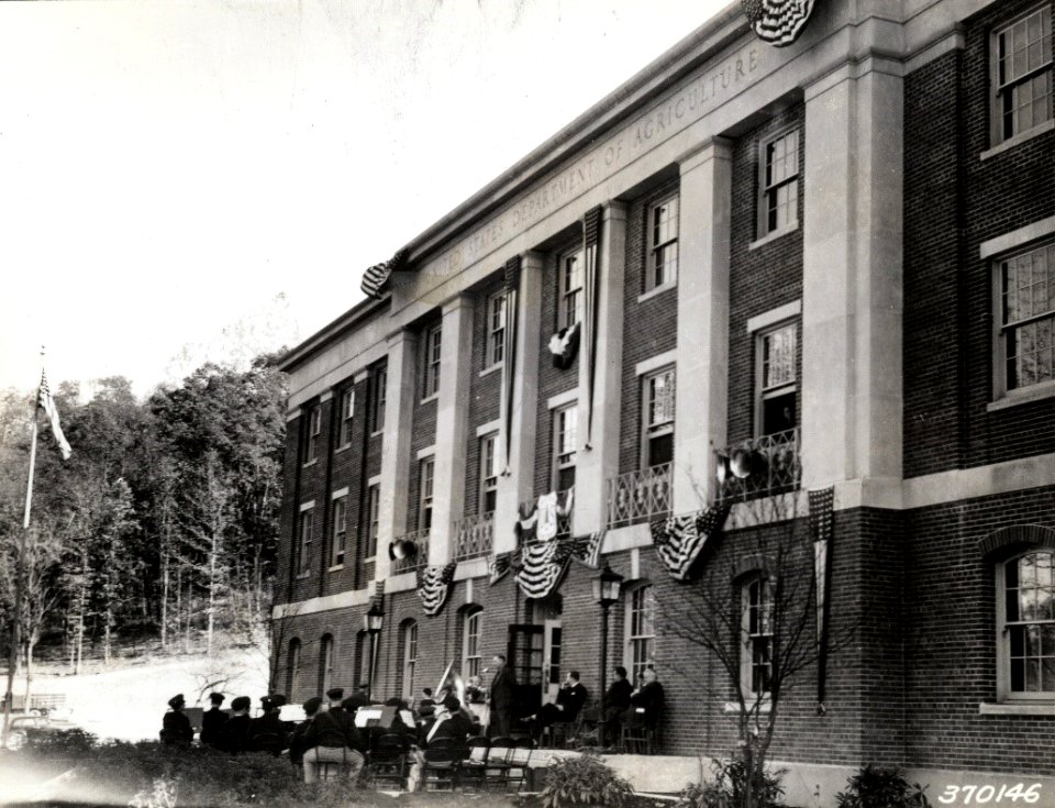 19381022-FS-Monongahela-UNK-056