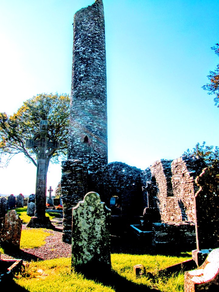 MONASTERBOICE CEMETERY-ROUND TOWER.......