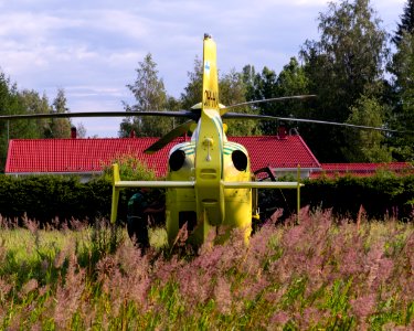 FinnHEMS medical helicopter at metsäkylä 20190723
