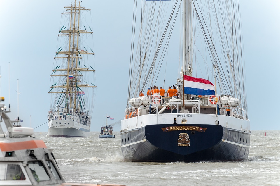 Mir sailing wadden sea