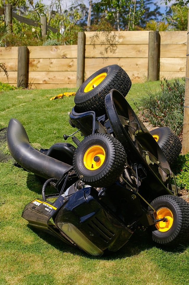 Ride-on overturn garden