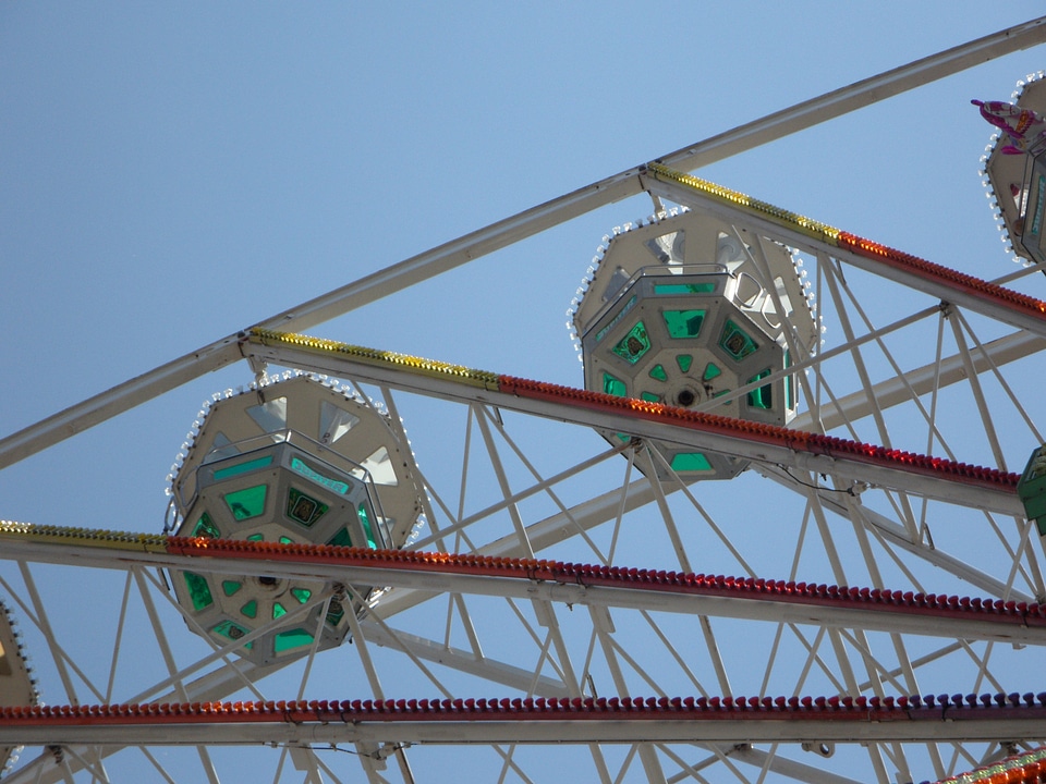 Year market folk festival ride