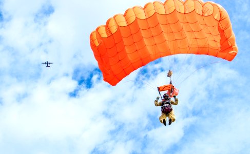 Boise smokejumper  DHS-8-106 (Dash 8) aircraft training.