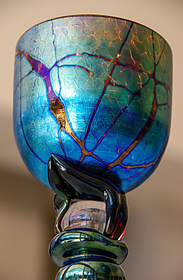 Multicoloured iridescent modern