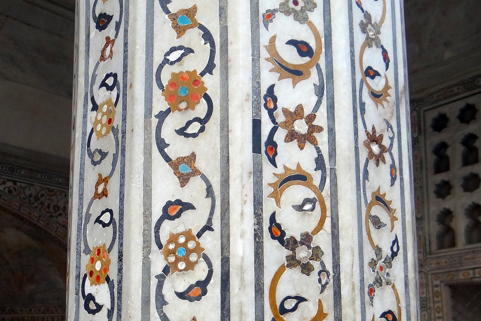 Precious stones inlaid agra fort musamman burj