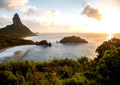 BRUNO LIMA MORRO DO PICO FERNANDO DE NORONHA PE photo