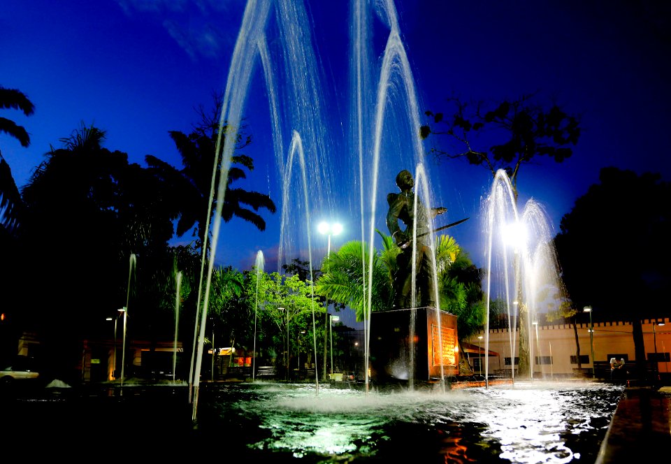 Praça Placido de Castro  Foto Marcos Vicentti