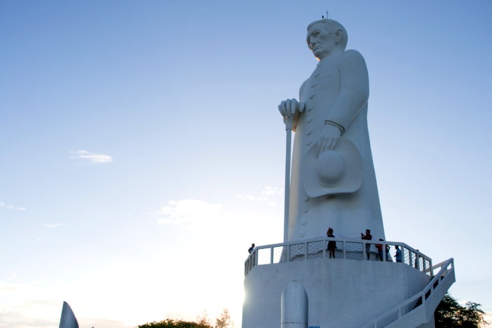 NadimMaluf EstatuaPadreCicero JuazeiroDoNorte CE