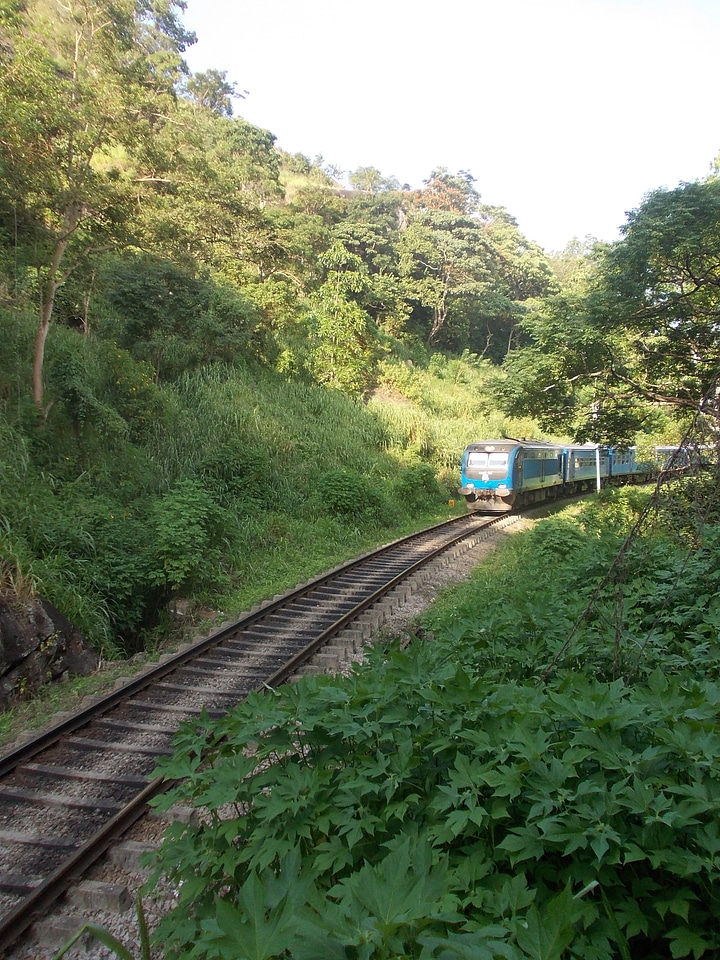 Transport travel track