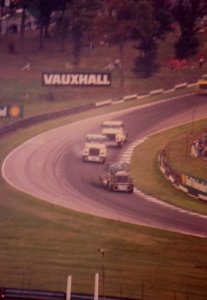 LORRY - TRUCK RACING - BRANDS HATCH CIRCUIT - UK. -