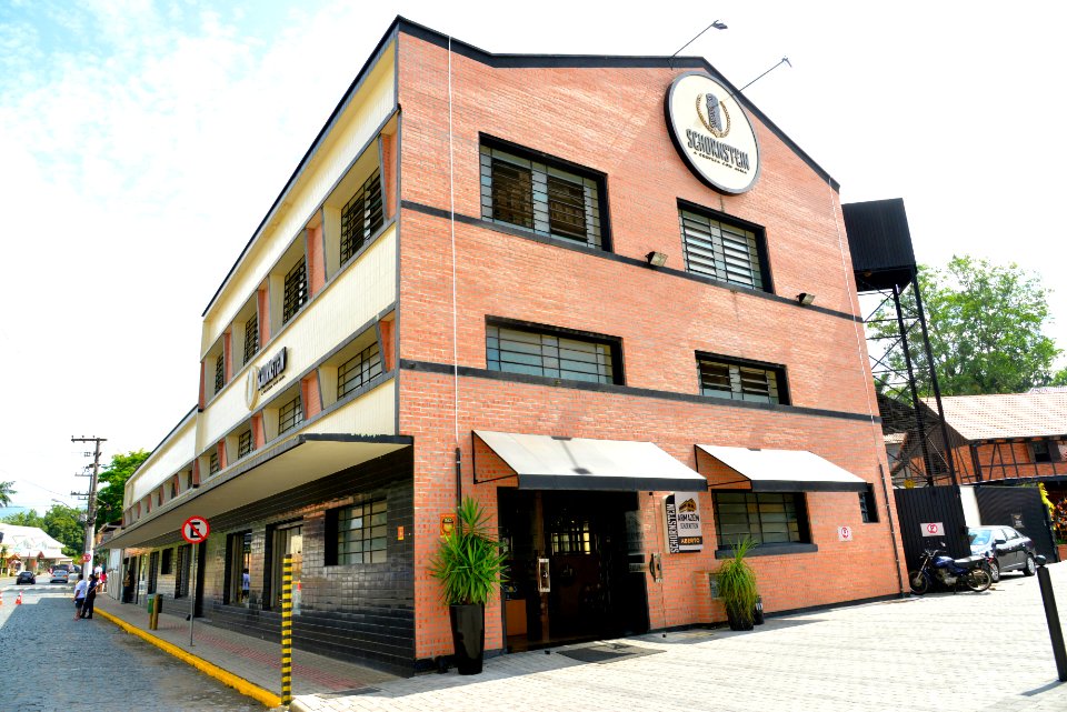 RenatoSoares  Fabrica Cerveja Schornstein Pomerode SCL02