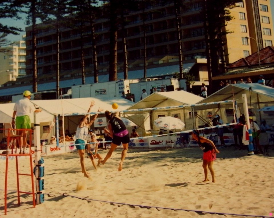VOLLEYBALL WORLD TOUR - MANLY BEACH - AUSTRALIA 1991