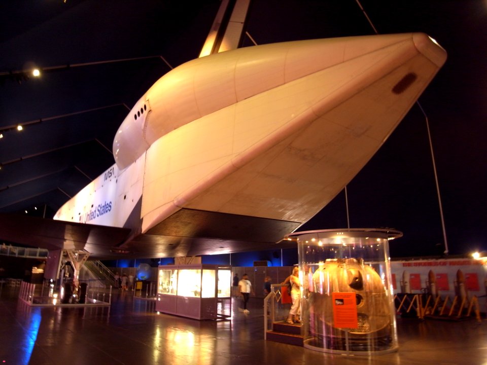 NASA SHUTTLE ENTERPRISE & SOYUZ SPACECRAFT - USS ENTREPID MUSEUM - PIER 88 - NEW YORK - USA