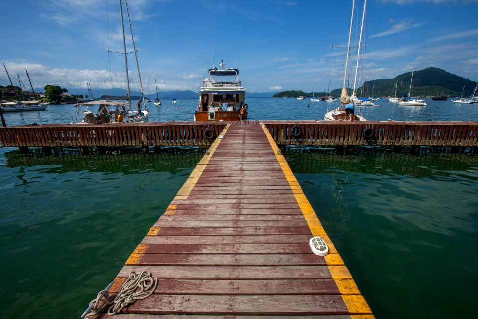 ROGERIO CASSIMIRO passeio de escuna ANGRA DOS REIS RJ