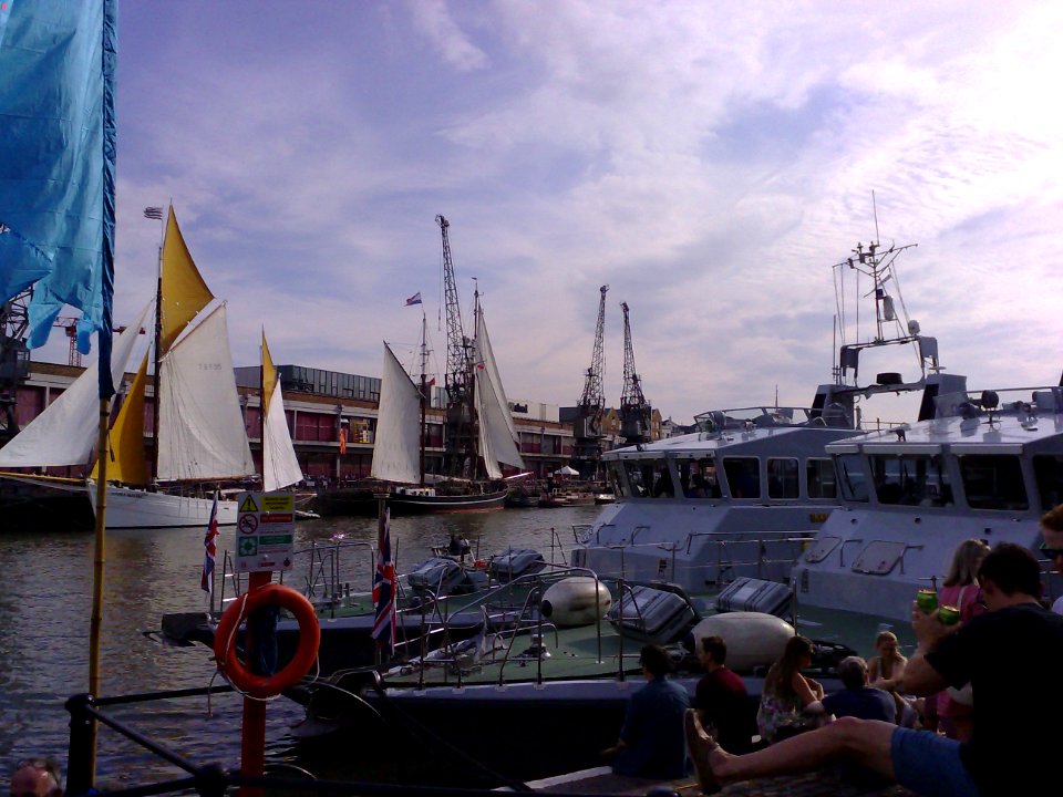 SAILING SHIP ETOILE MOLENE & ROYAL NAVY VESSELS - BRISTOL HARBOUR FESTIVAL 2018