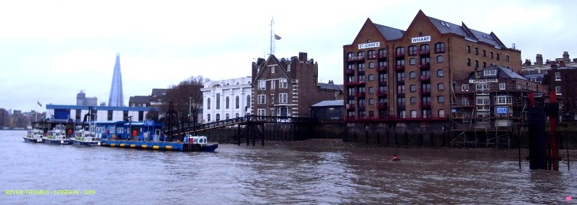 POLICE BOATS - ST JOHN'S WHARF - THE SHARD - LONDON - UK