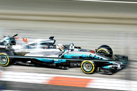formula 1 race car-min