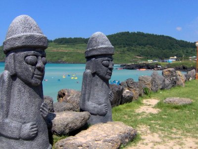 Dol hareubang beach