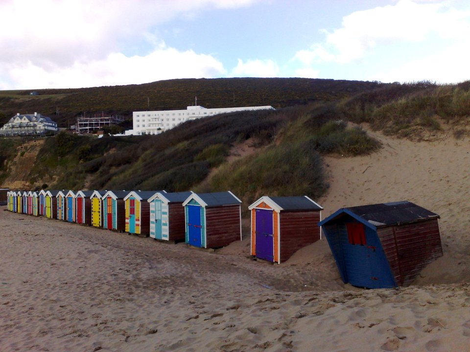 SAUNTON BEACH HUTS - SAUNTON SANDS HOTEL - NORTH DEVON - UK  1