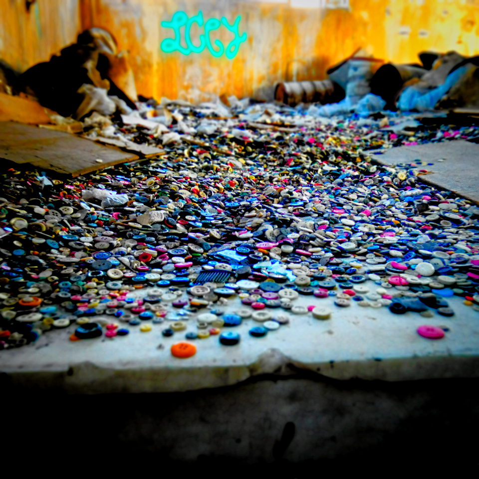 Urbex Athens: Button Factory