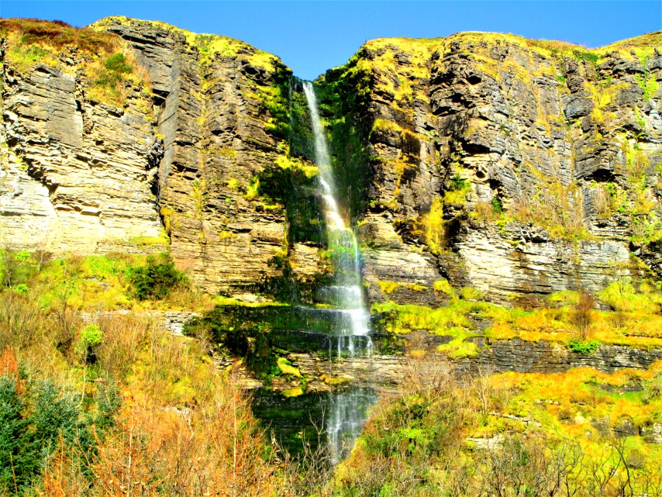 THE DEVILS CHIMNEY-SLIGO IRELAND.....