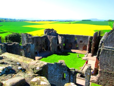 RAGLAN CASTLE-WALES....