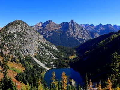 Ann Lake at Heather-Maple Pass in WA